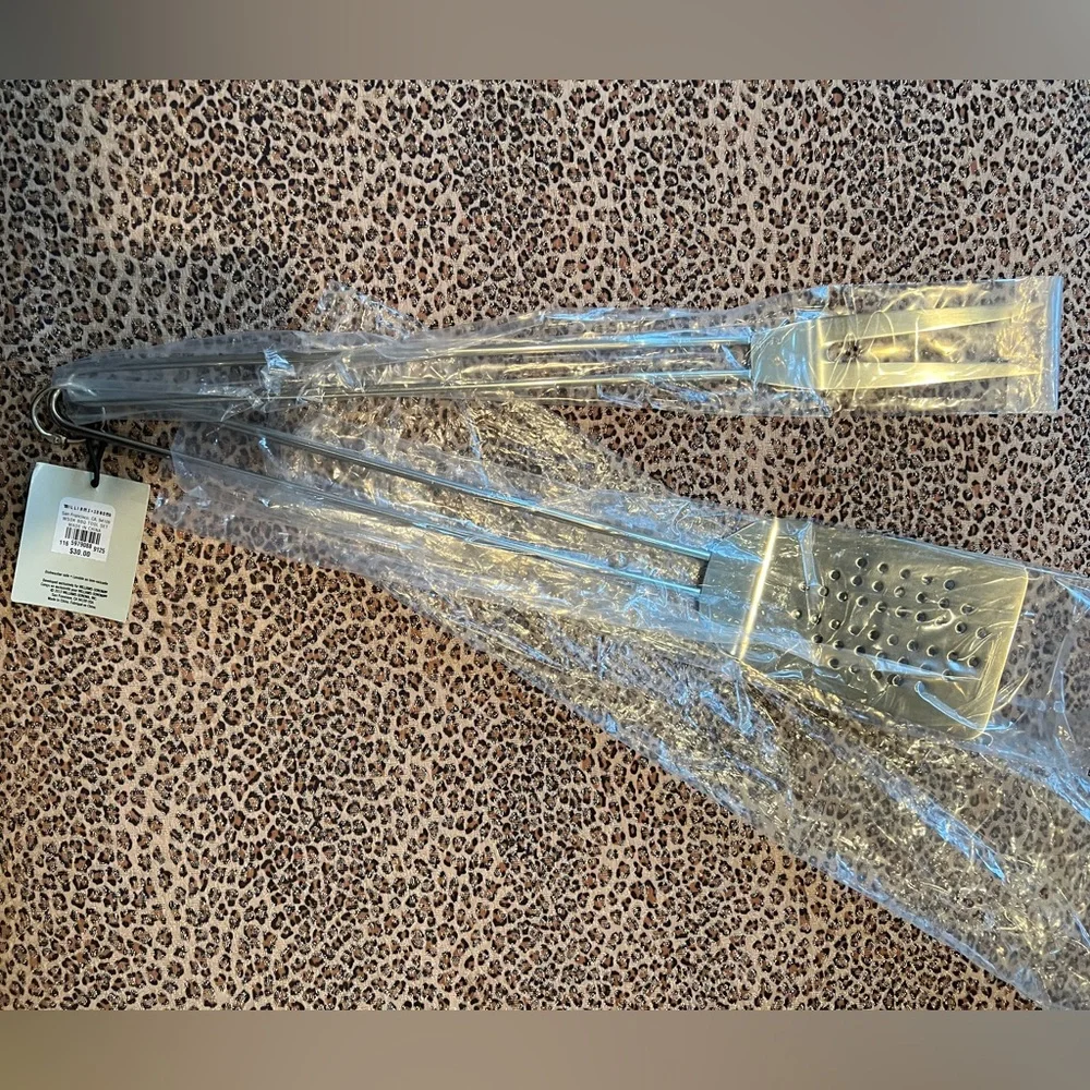 NWT Williams Sonoma BBQ Tool Set